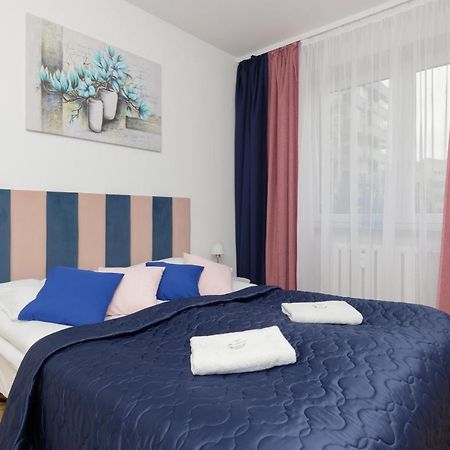 Family Apartment Bogatynska Bemowo By Noclegi Renters 바르샤바 외부 사진