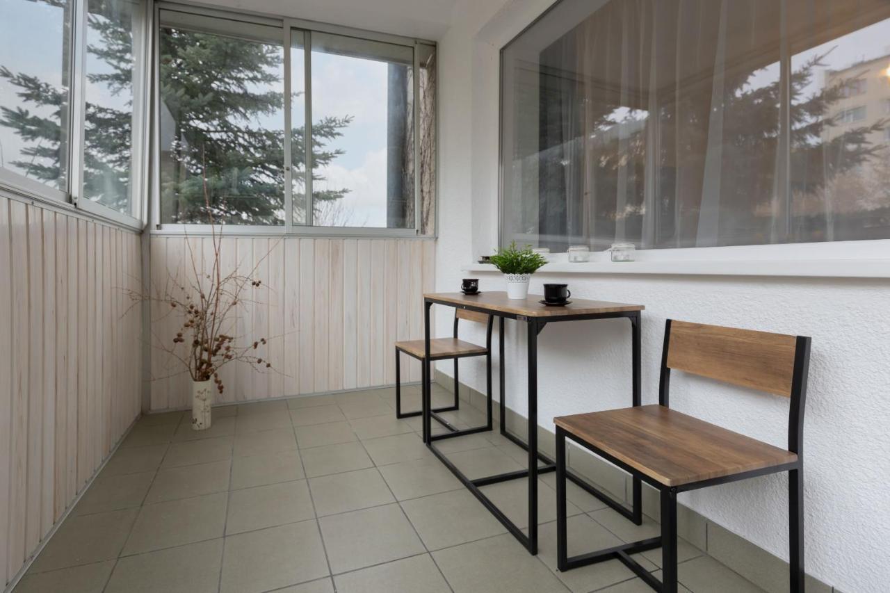 Family Apartment Bogatynska Bemowo By Noclegi Renters 바르샤바 외부 사진