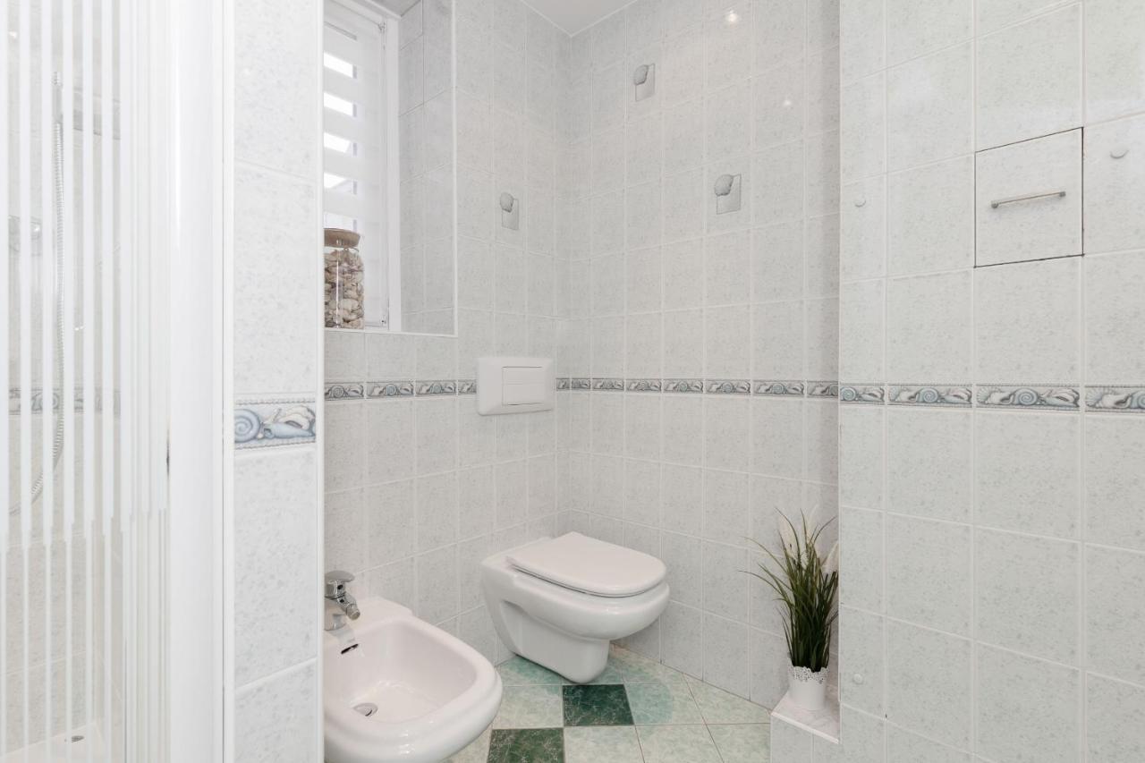 Family Apartment Bogatynska Bemowo By Noclegi Renters 바르샤바 외부 사진